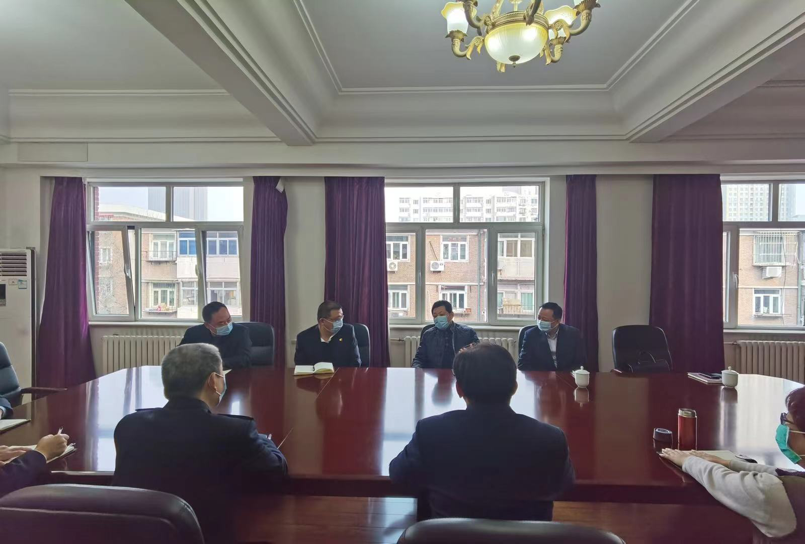 区委常委,区纪委书记,区监委主任李秋增深入派驻纪检监察五组走访调研